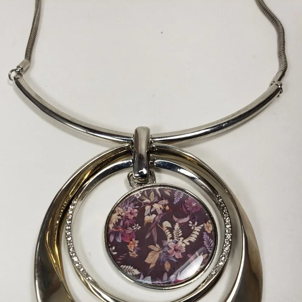 Multi Hoops Flower Pendant Statement Necklace - Polished Silver tone